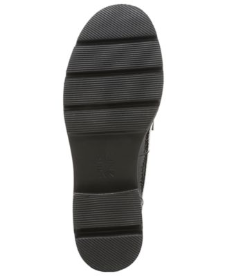 Women's Charisma Lug Sole Round Toe Loafers