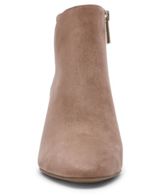 Women's Annabelle Notch Ankle Dress Booties