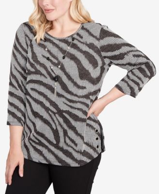 Petite Jet Setter Animal Houndstooth Crewneck Top