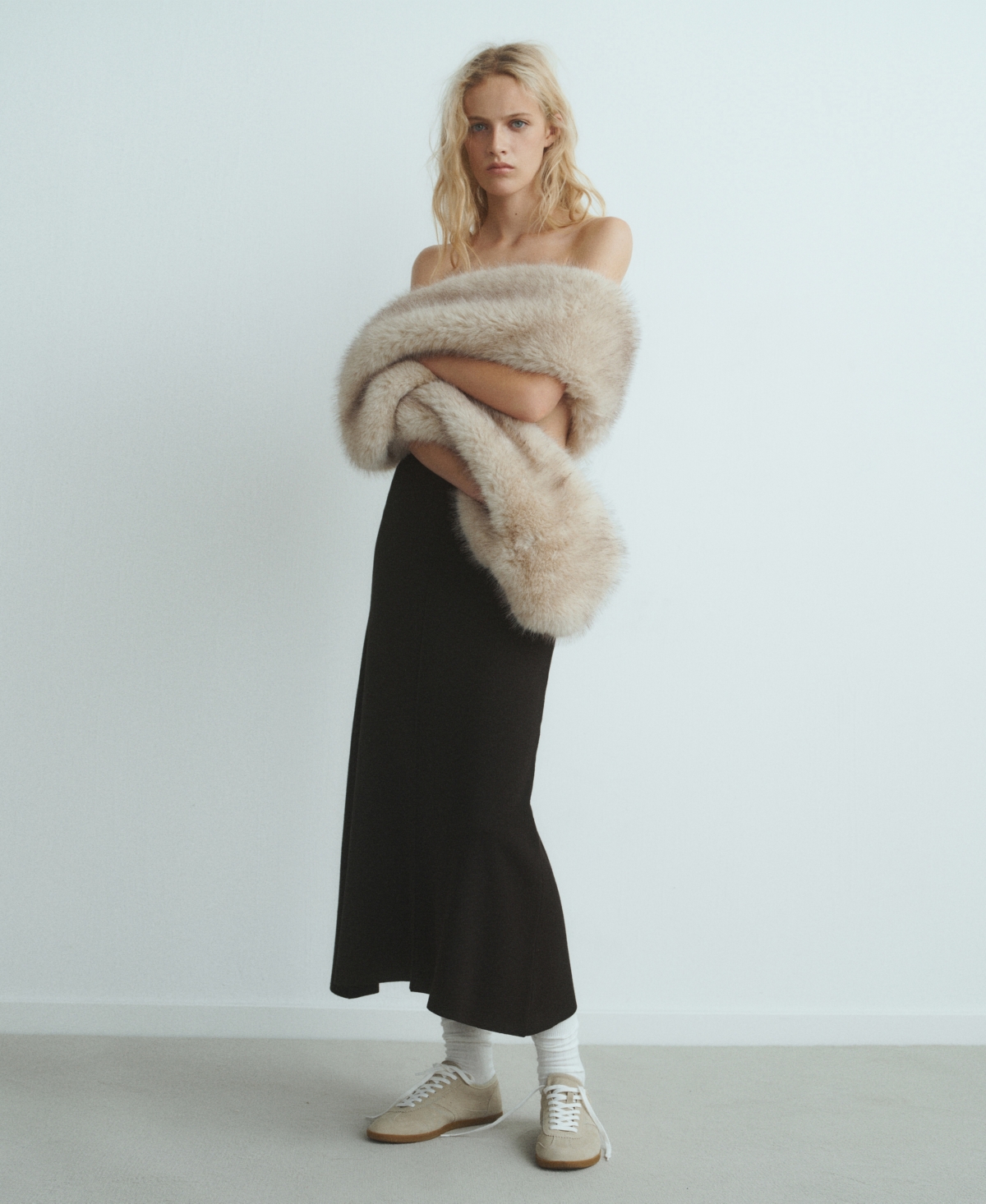 Mango Women's Flared Knitted Skirt In Black