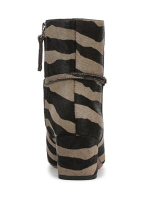 Women's Saydie Square Toe Pull On Short Boots