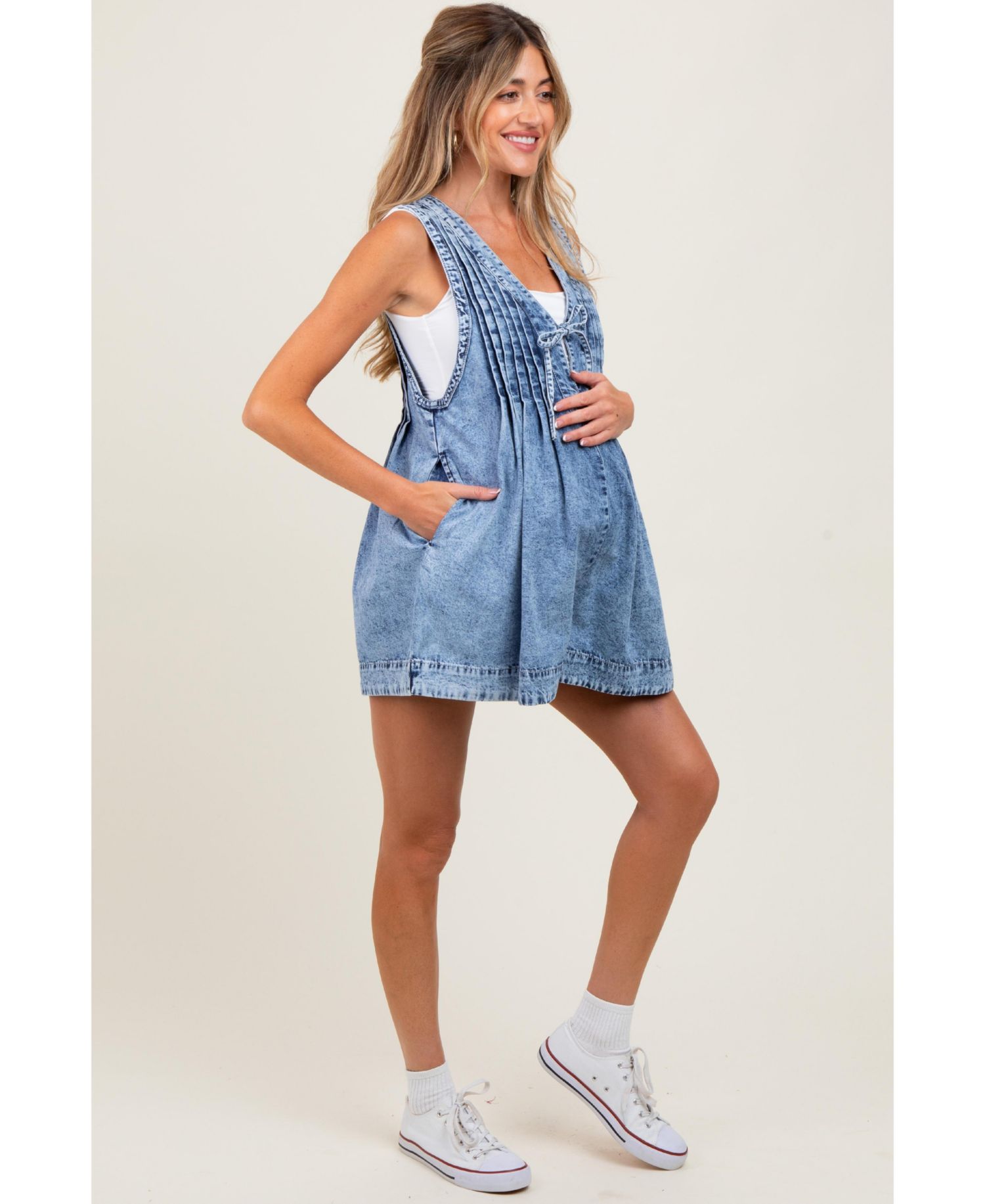 Women's Deep V-Neck Pleated Front Tie Sleeveless Romper