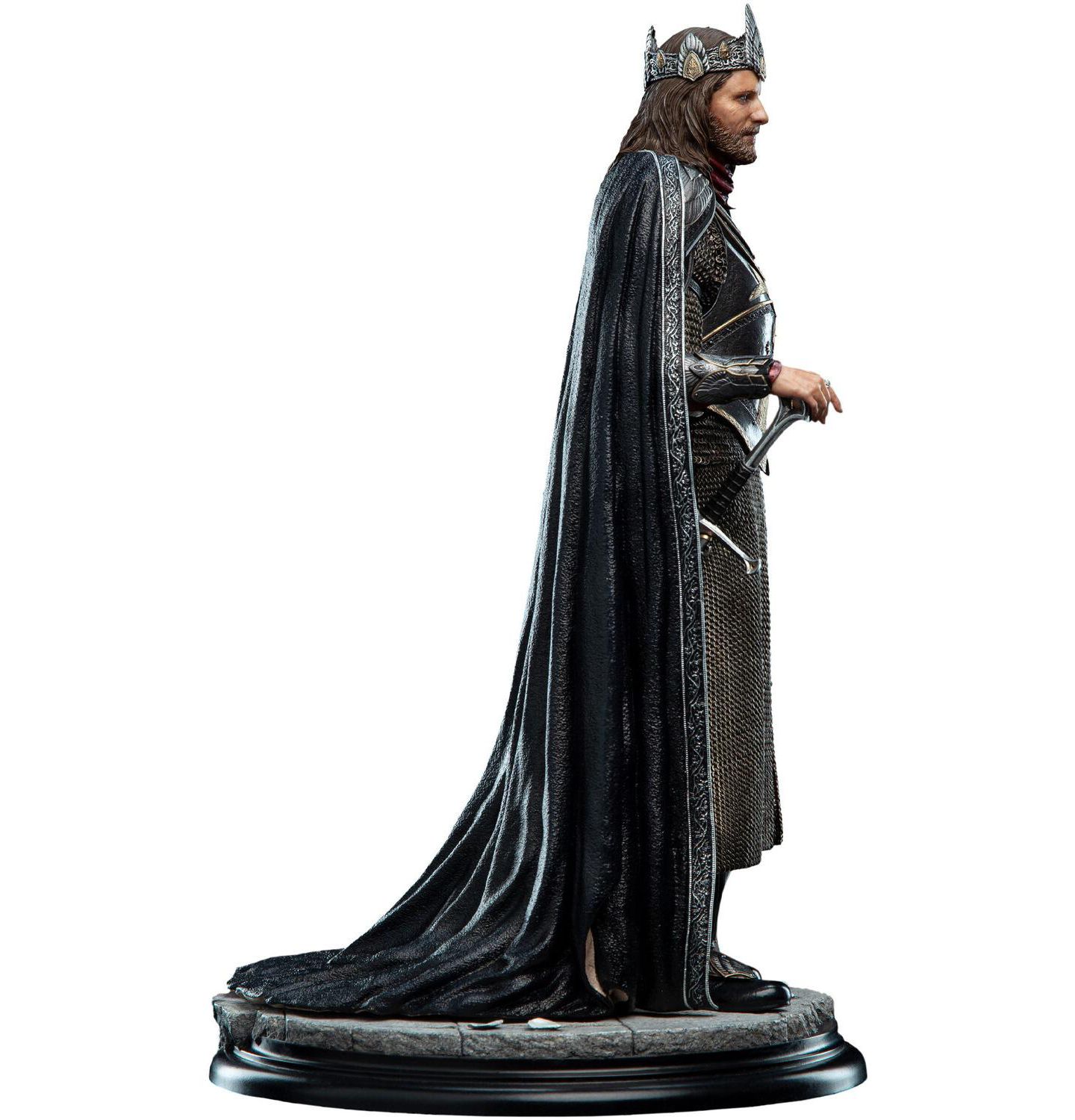 Детские фигурки WETA Workshop The Lord of the Rings King Aragorn 11.5" Collectible Statue, Ages 14+ — фото 3