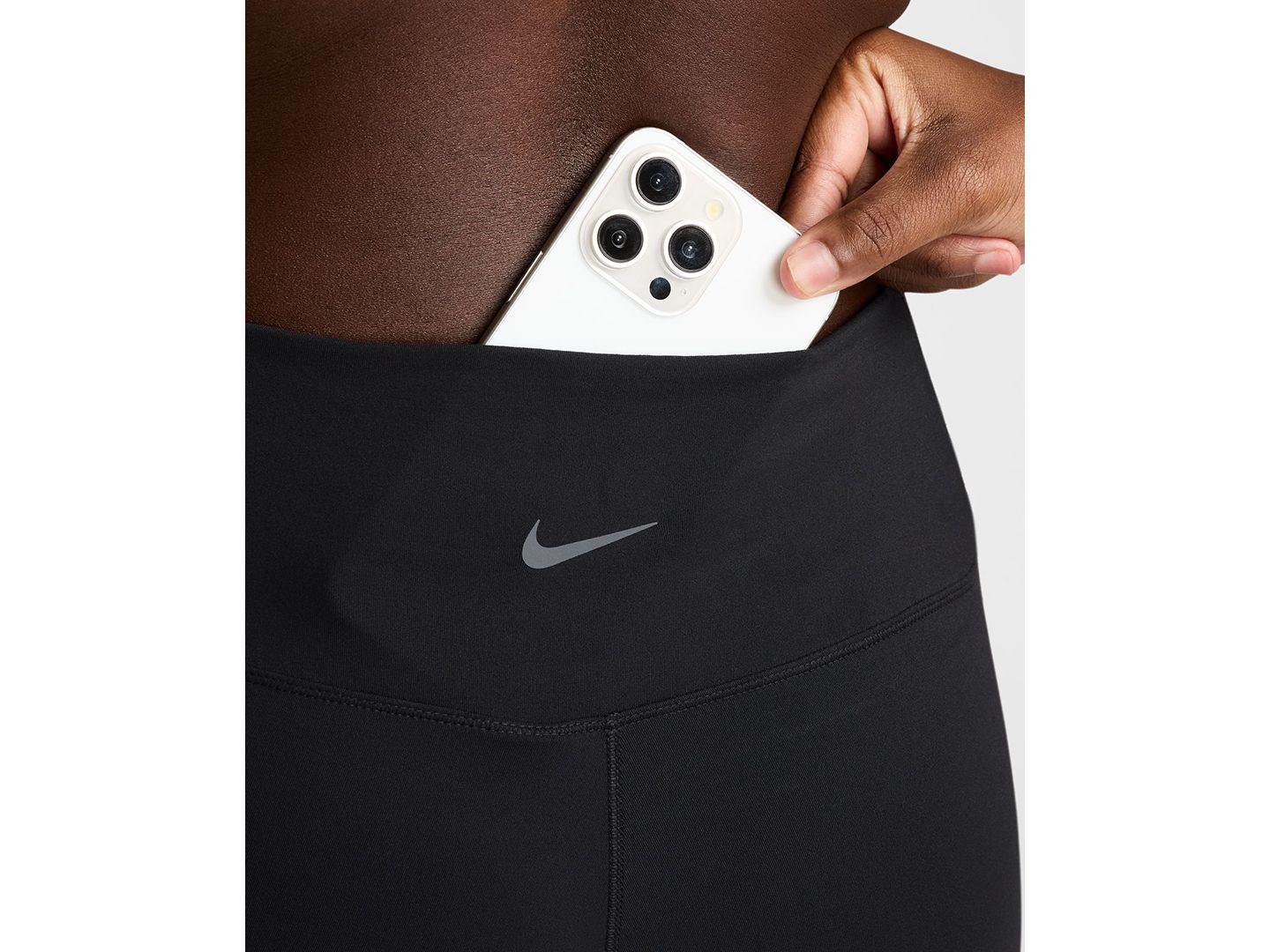 Женские леггинсы Nike Seamless Front High-Waisted, цвет: Чёрный — фото 4