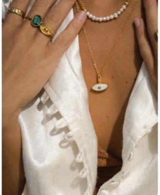 Aretha Mother Of Pearl Eye Pendant Necklace