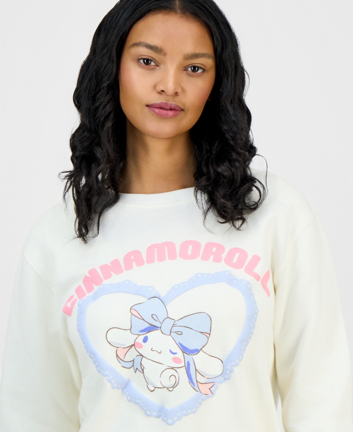 Love Tribe Juniors' Cinnamoroll Crewneck Sweatshirt In White