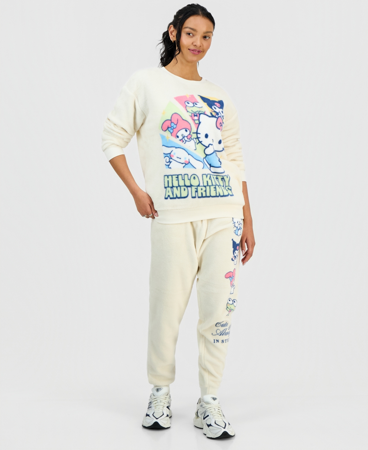 Love Tribe Women's Hello Kitty Graphic Print Fleece Sweatshirt In White