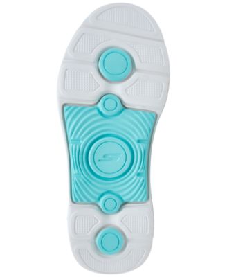 Women's Arch Fit 2.0 - Cascade Wide-Width Walking Sneakers from Finish Line