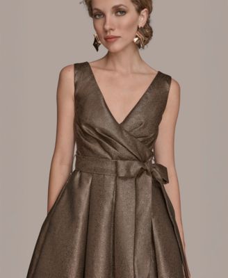 Women's V-Neck Sleeveless Dress