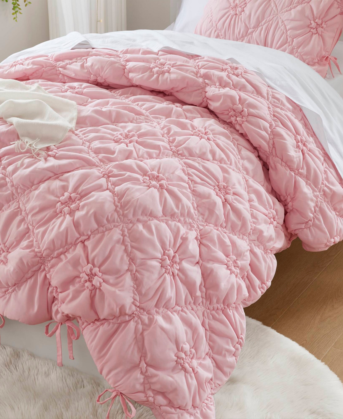 Intelligent Design Lily Floral 2-pc. Comforter Set, Twin In Pink