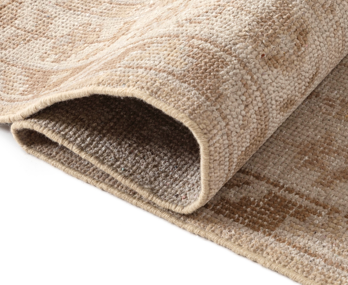 Obeetee Tuscany Neeman 7'9"x9'9" Area Rug