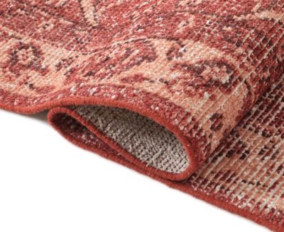 Palace Gordon 2'6"x8' Runner Area Rug