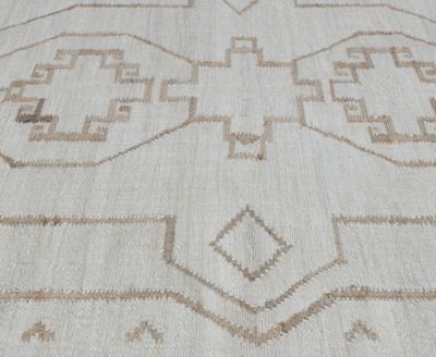 Sona Amell 7'9"x9'9" Area Rug