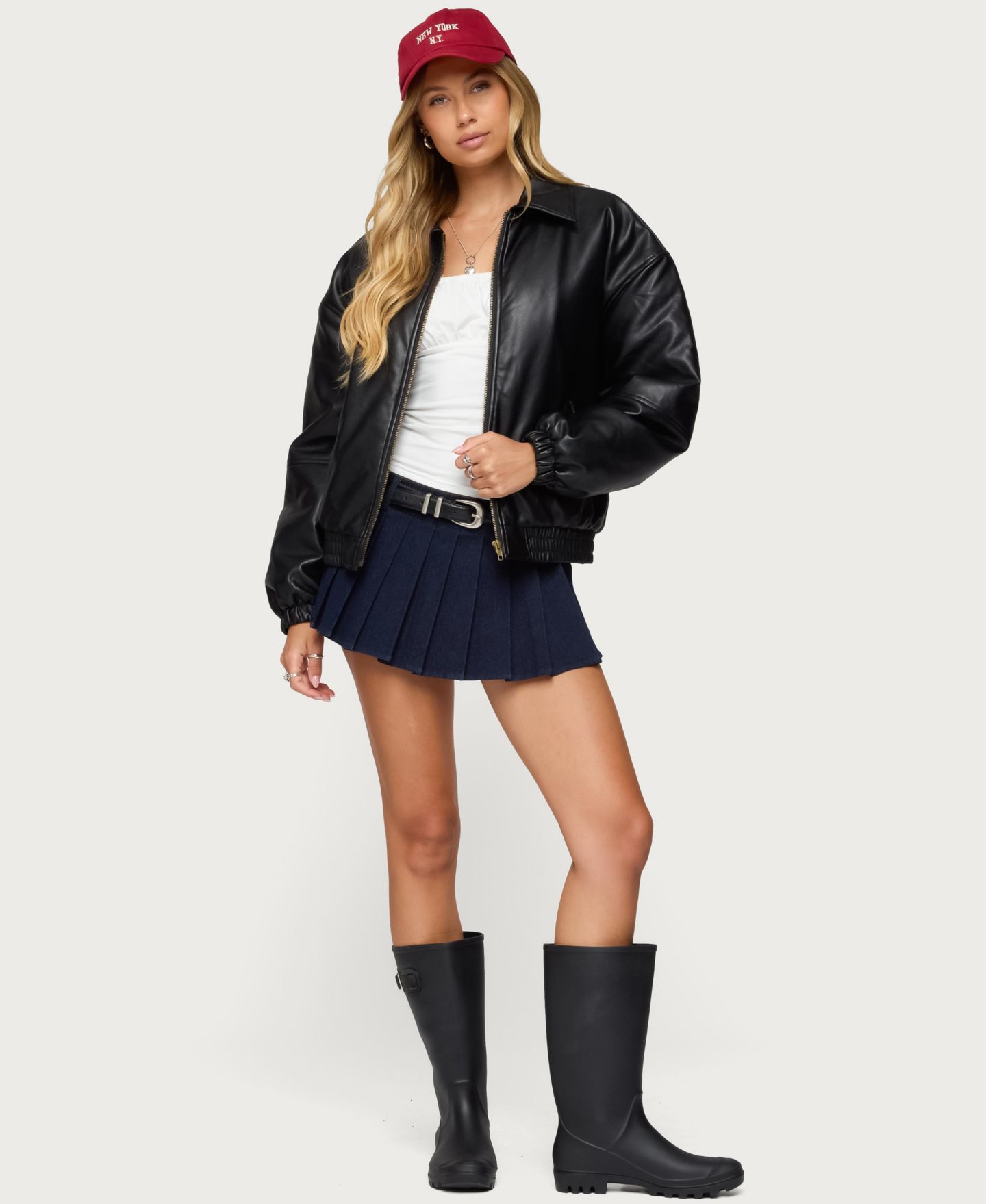 Женская куртка Edikted Halley Faux Leather Bomber, цвет: Чёрный — фото 3