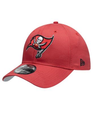 New Era - Men's&nbsp;Red Tampa Bay Buccaneers Tonal Camo 39THIRTY Stretch Fit Hat