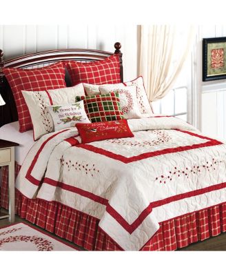 Christmas Berry Wreath Quilted Pillow Sham, 20" x 26"