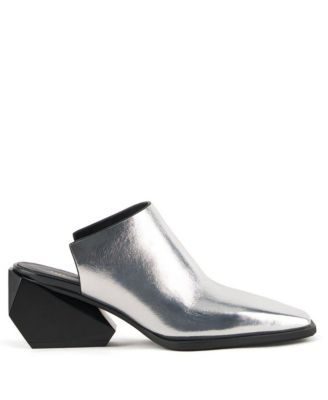 United Nude
