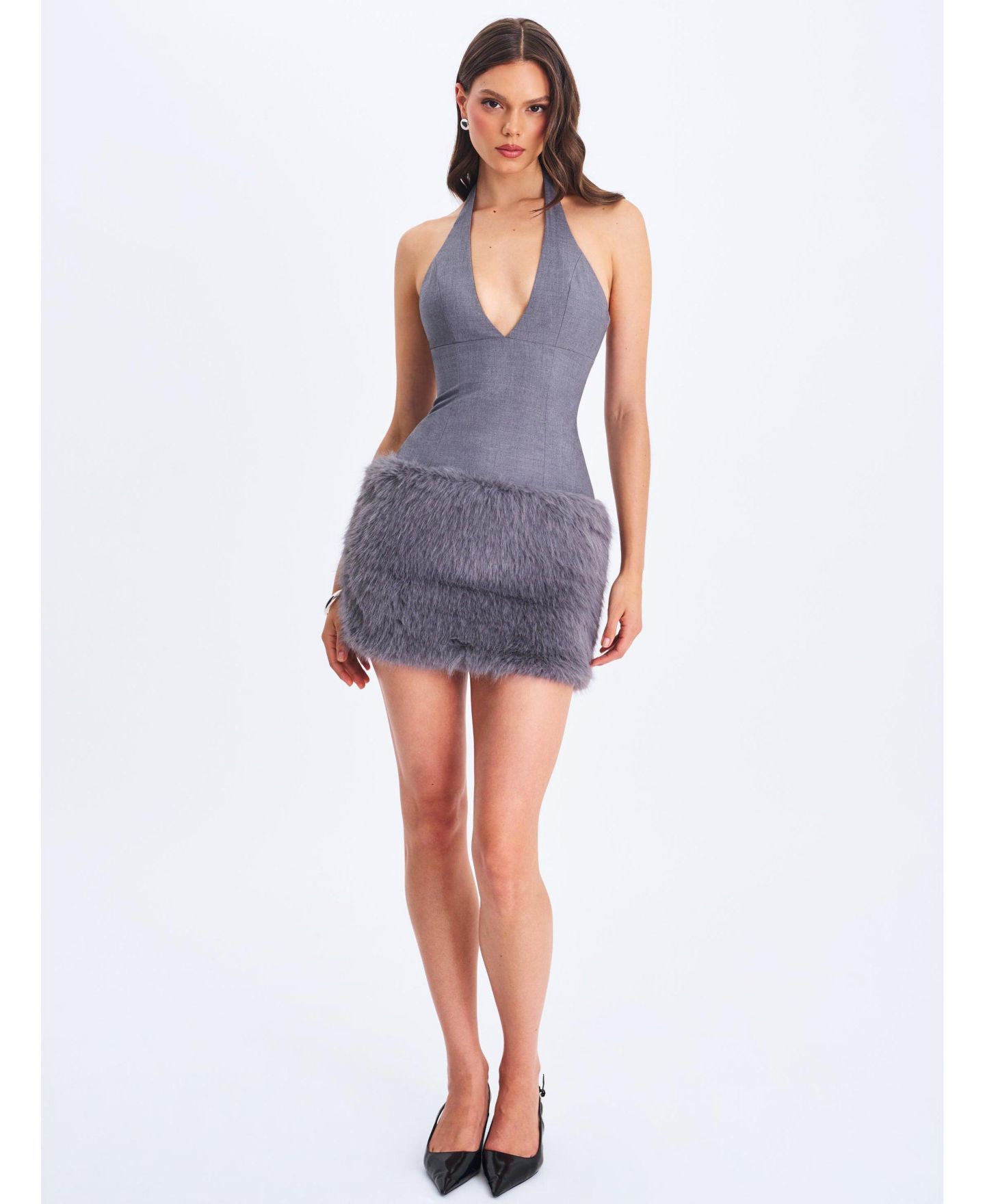 Женское платье Miss Circle Daisy Grey Drop Waist Faux Fur Trim Halter Mini, цвет: Серый — фото 1