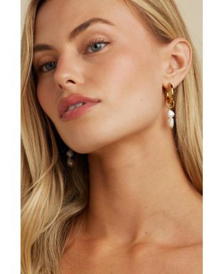 Zuma Freshwater Pearl Hoops