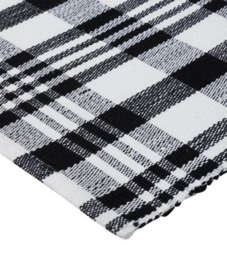 Plaid Indoor and Outdoor Layering Rug, 24" x 36"