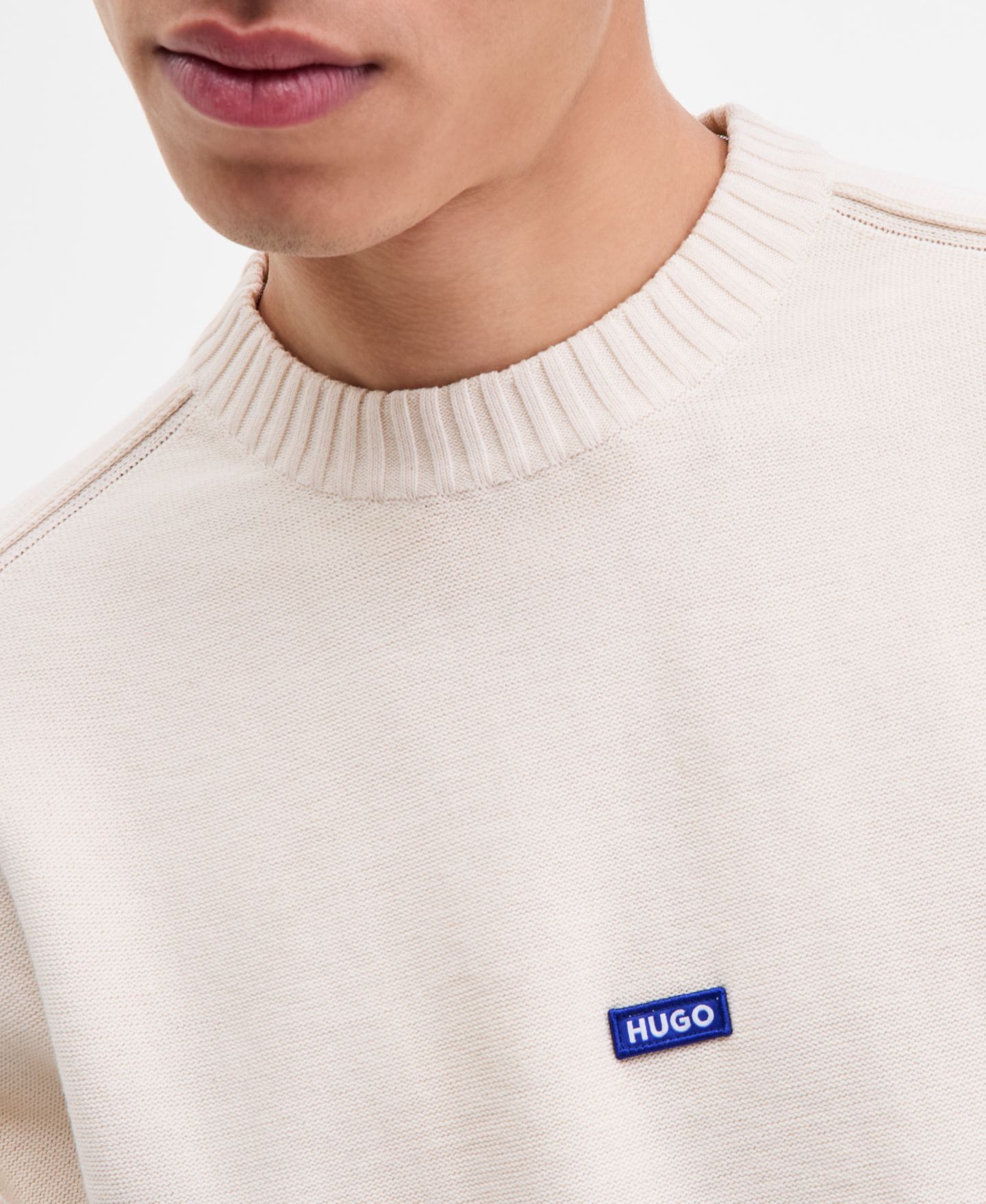 Мужской свитер Hugo Boss San Casey Logo Badge, цвет: Натуральный — фото 2
