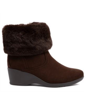 Women's Carlyta Cozy Wedge Booties