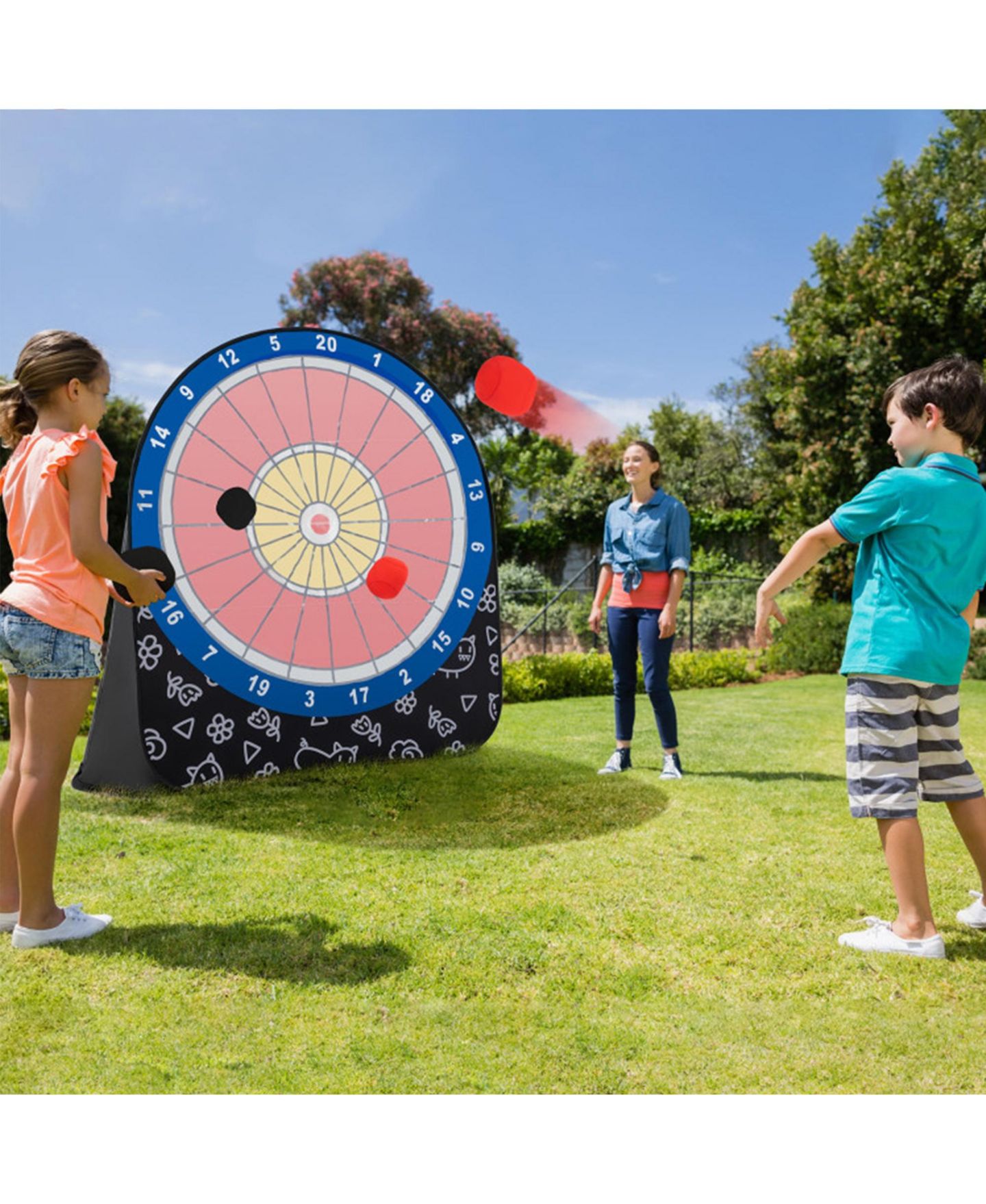 Детская игрушка Boyel Living Large Foldable Dart Board with 2 Game Modes and 4 Kick Balls, Ages 6+, цвет: Чёрный — фото 2