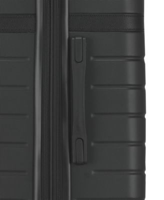 Lisbon 30" Check-In Large Spinner