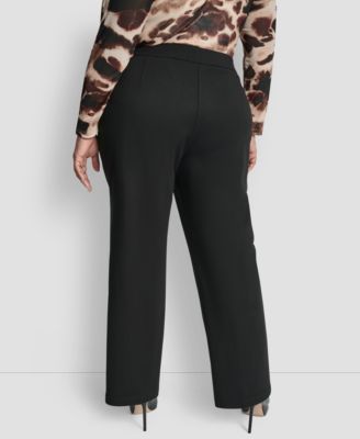 Plus Size Mid Rise Pleat Detail Straight Fit Pants