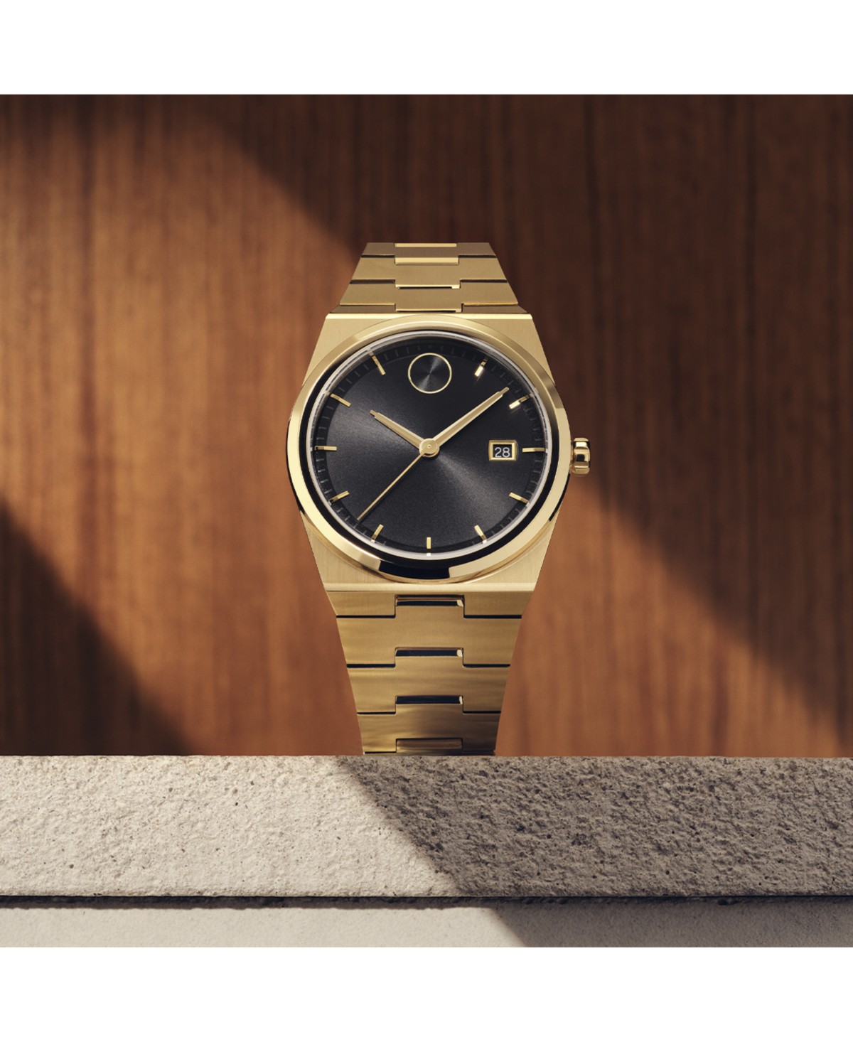 Женские часы Movado Men's Quest Swiss Quartz Ionic Gold PVD Steel 40mm Watch — фото 4