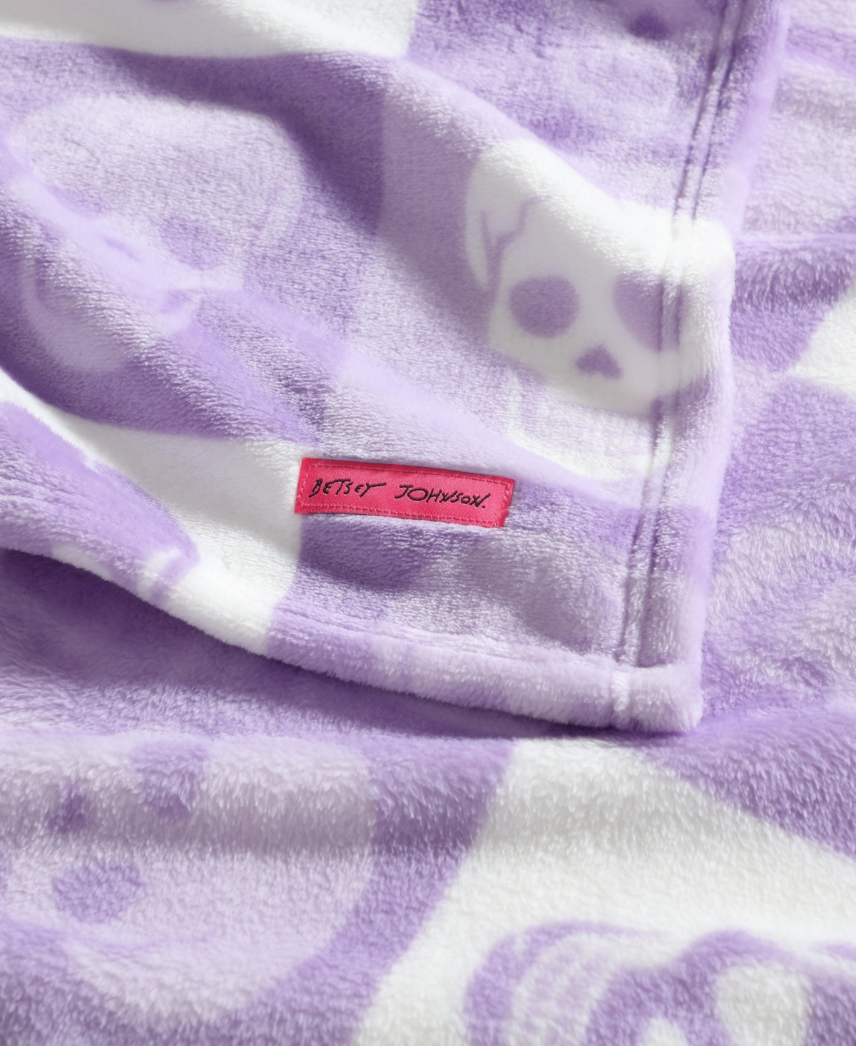 Betsey Johnson Halloween Printed Ultra Soft Plush Blanket, 70" X 50" In Purple
