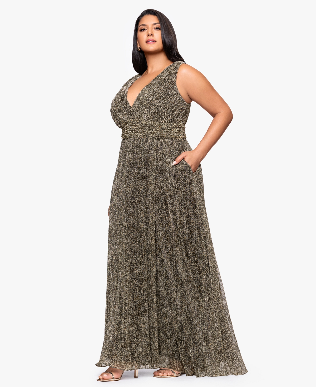 Betsy & Adam Plus Size Sleeveless Animal Crinkle Long Dress In Gray