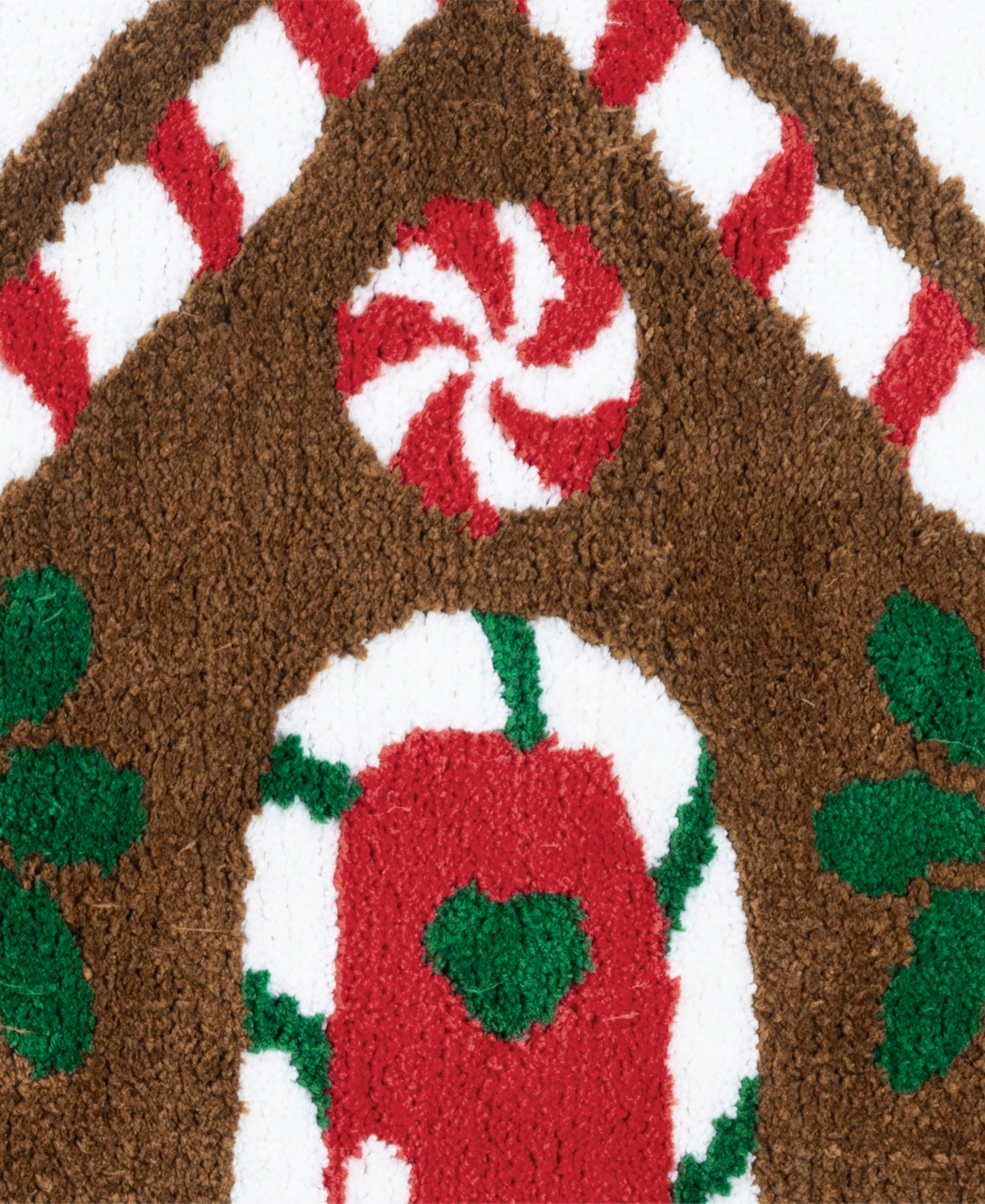 Vcny Home Multi Gingerbread House Tufted Bath Rug, 18" X 28" In Multi