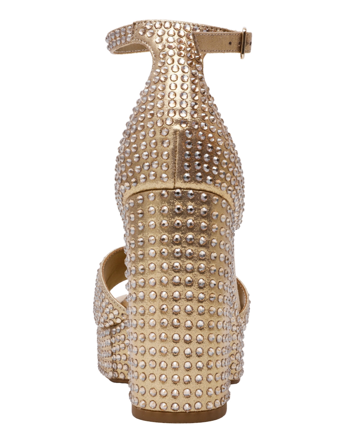 Wild Pair Women's Hanalaur Round Toe Sandals, Macy's Exclusive In Gold