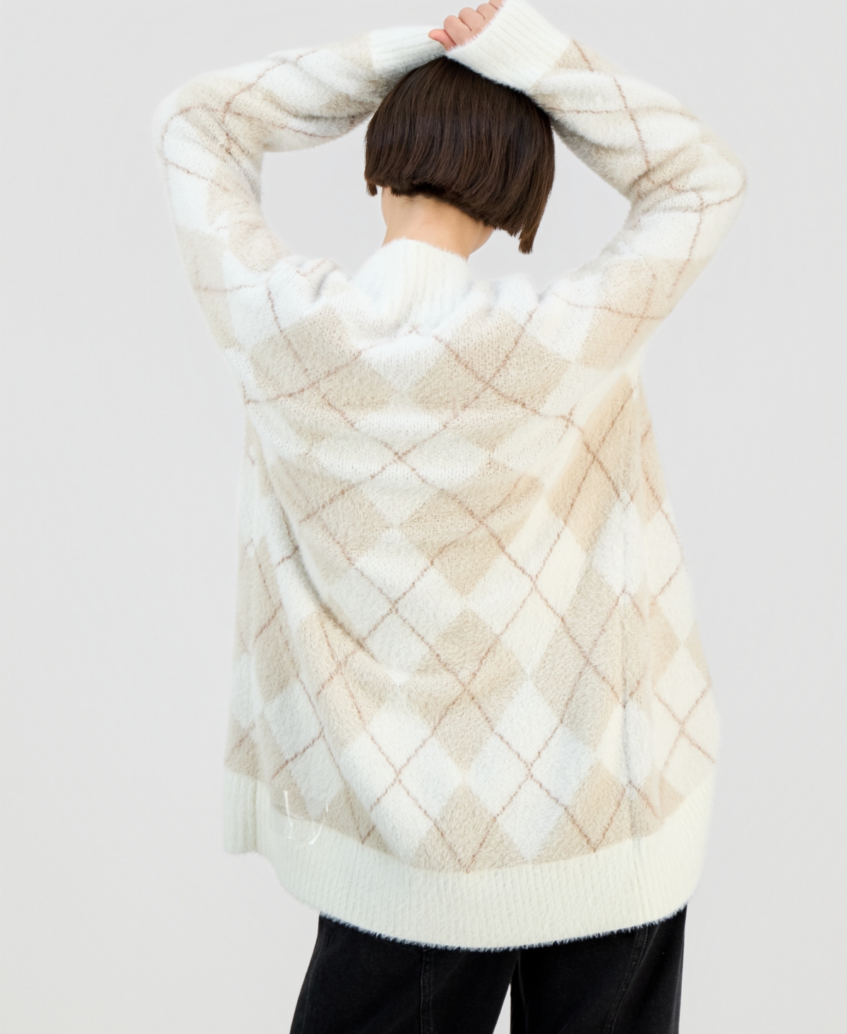 Hippie Rose Juniors' Open-front Eyelash Cardigan In White