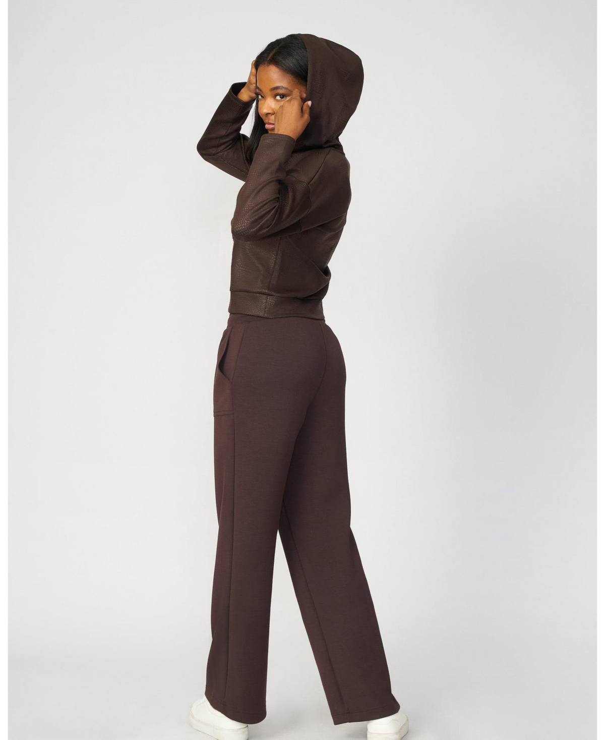 Cable & Gauge Women's Coated Bubble Hem Hoodie