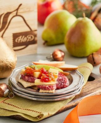 Holiday Deluxe Grand Signature Gift Basket, 19 Piece