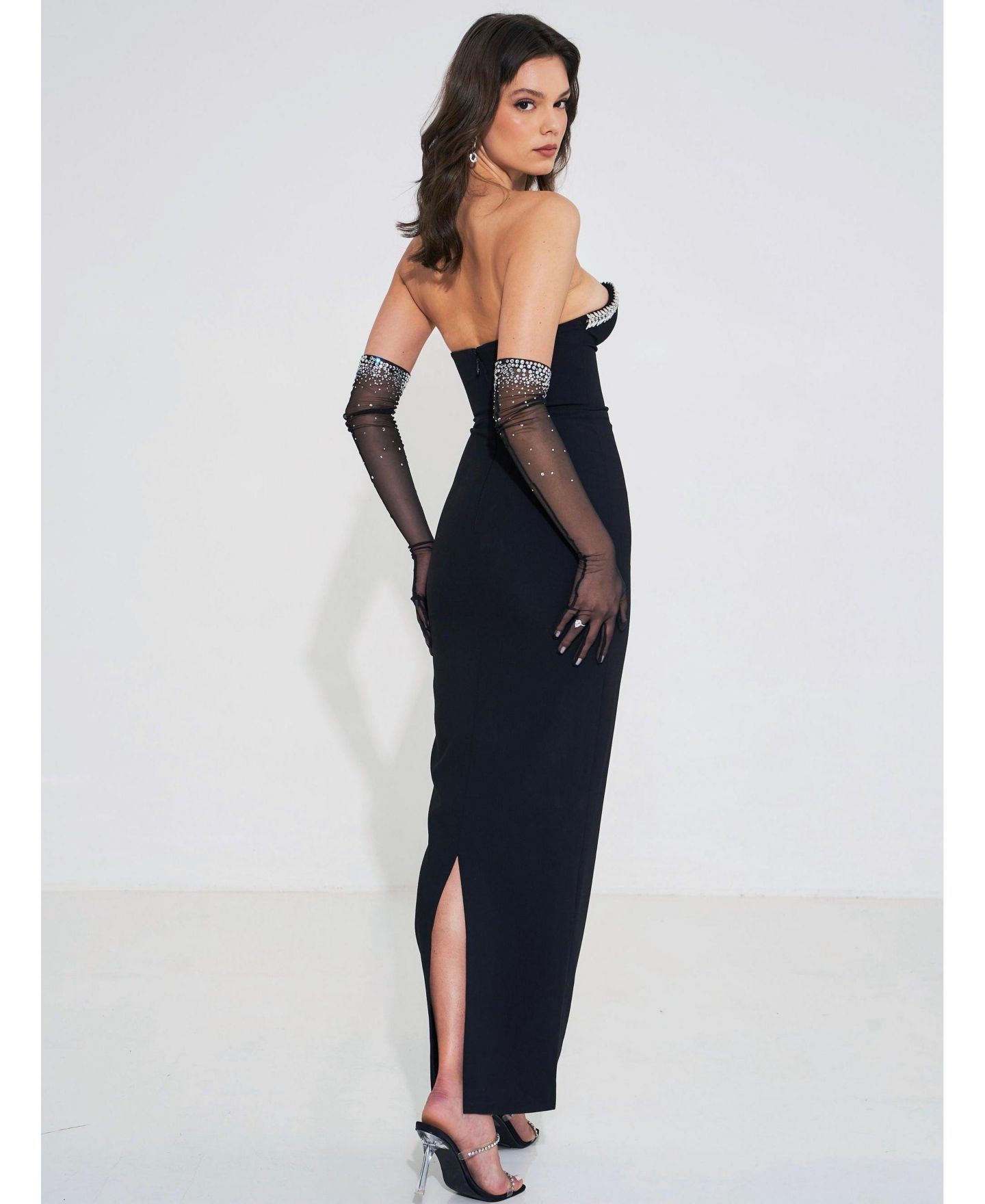 Женское платье Miss Circle Ivanna Black Crystal Embellished Maxi, цвет: Чёрный — фото 10