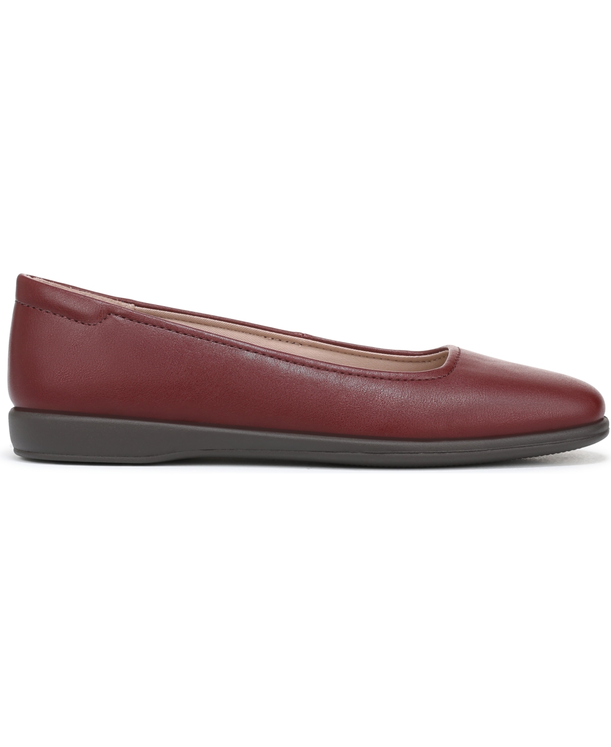 Naturalizer Soft Flex Ballet Flat In Burgundy
