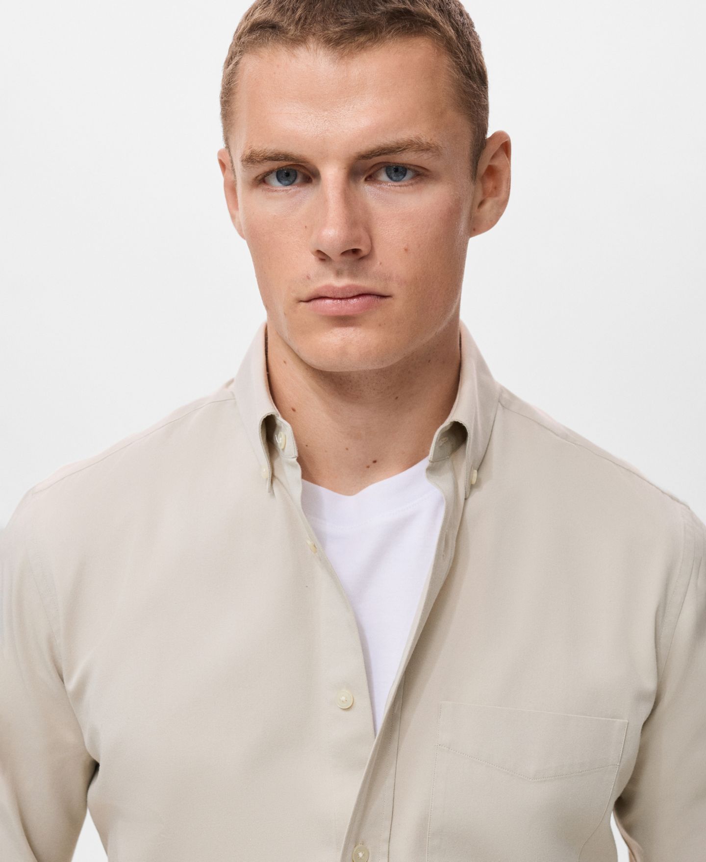 Мужская рубашка Mango Cotton Regular Fit Pocket, цвет: Экрю — фото 4
