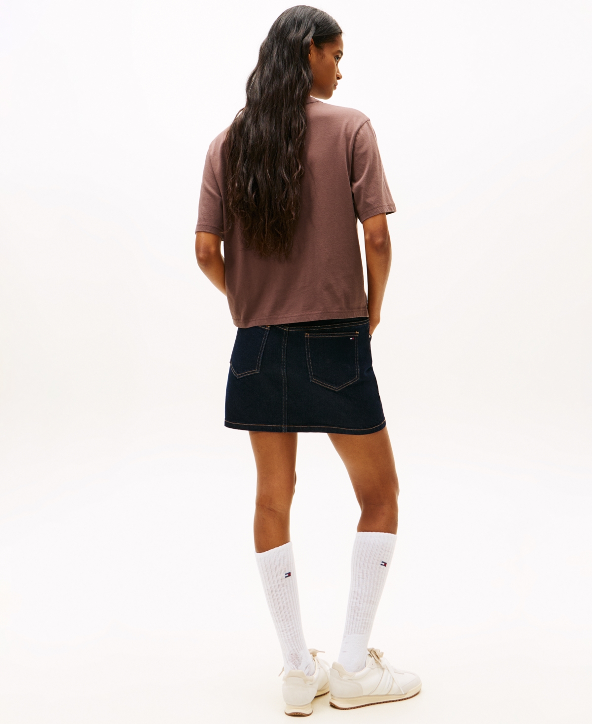 Tommy Jeans Women's Boxy Badge Crewneck T-Shirt