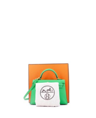 Kelly 20 Handbag Green Chevre Mysore with Gold Hardware