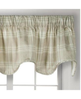 Light Blocking Cool Adjustable Bartlett Lined Scallop Window Valance - 70x17" Natural