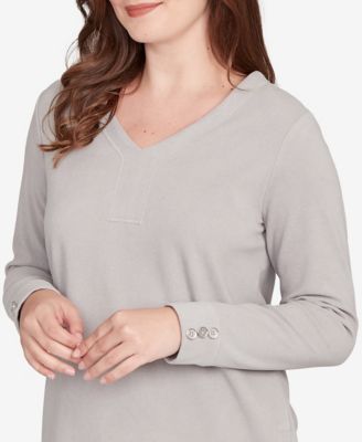 Petite Luxe Rib V-Neck Button Accent Knit Top