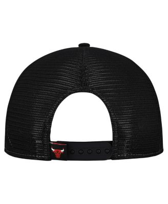 Men's Red/Black Chicago Bulls Outdoor Split Panel 9FIFTY Snapback Hat
