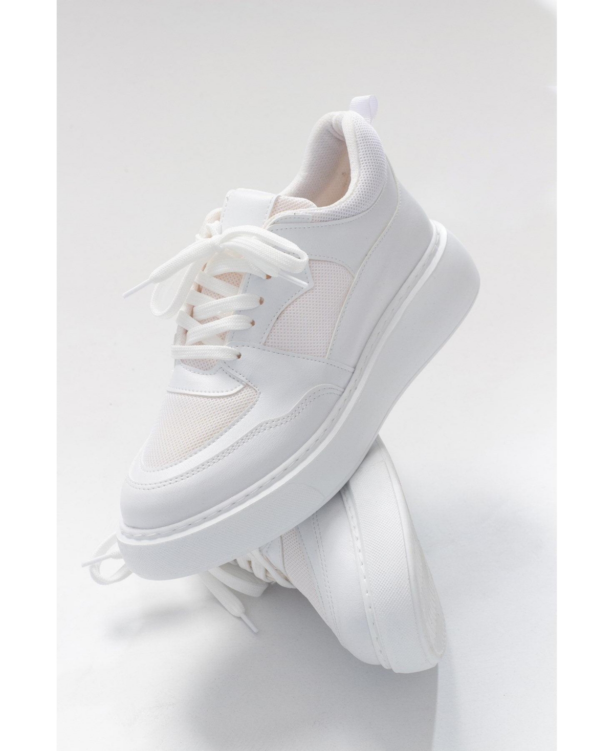 Prologue Shoes Pure Mesh Sneakers (Women)