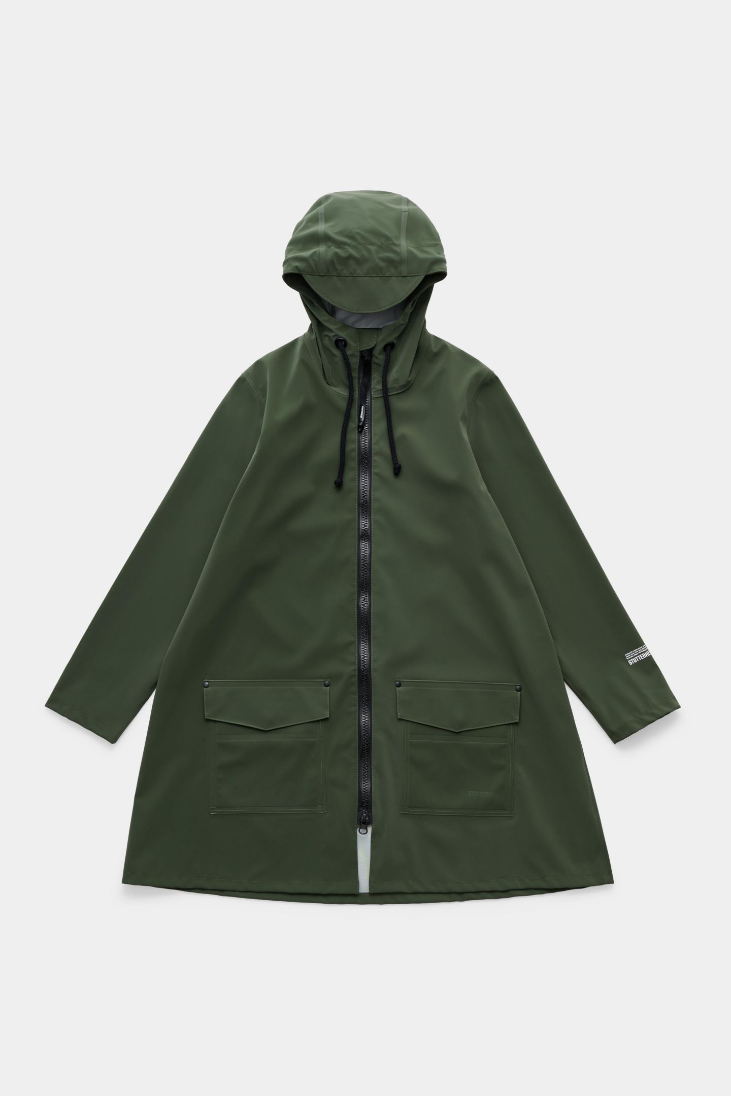 Женские куртки Stutterheim Mosebacke Patch Raincoat, цвет: Зелёный — фото 5
