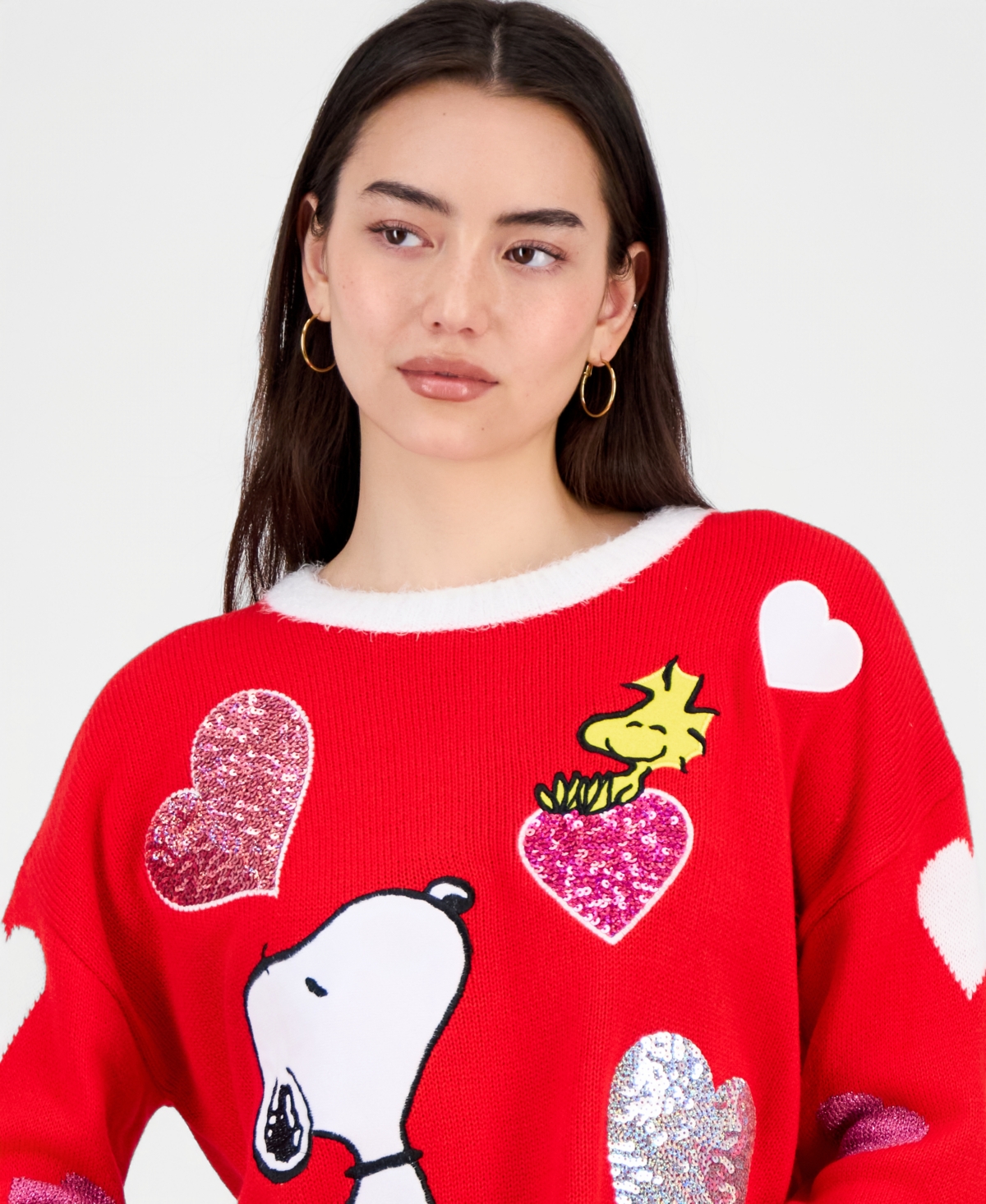 Hooked Up by Iot Juniors' Sequin Heart Snoopy Sweater