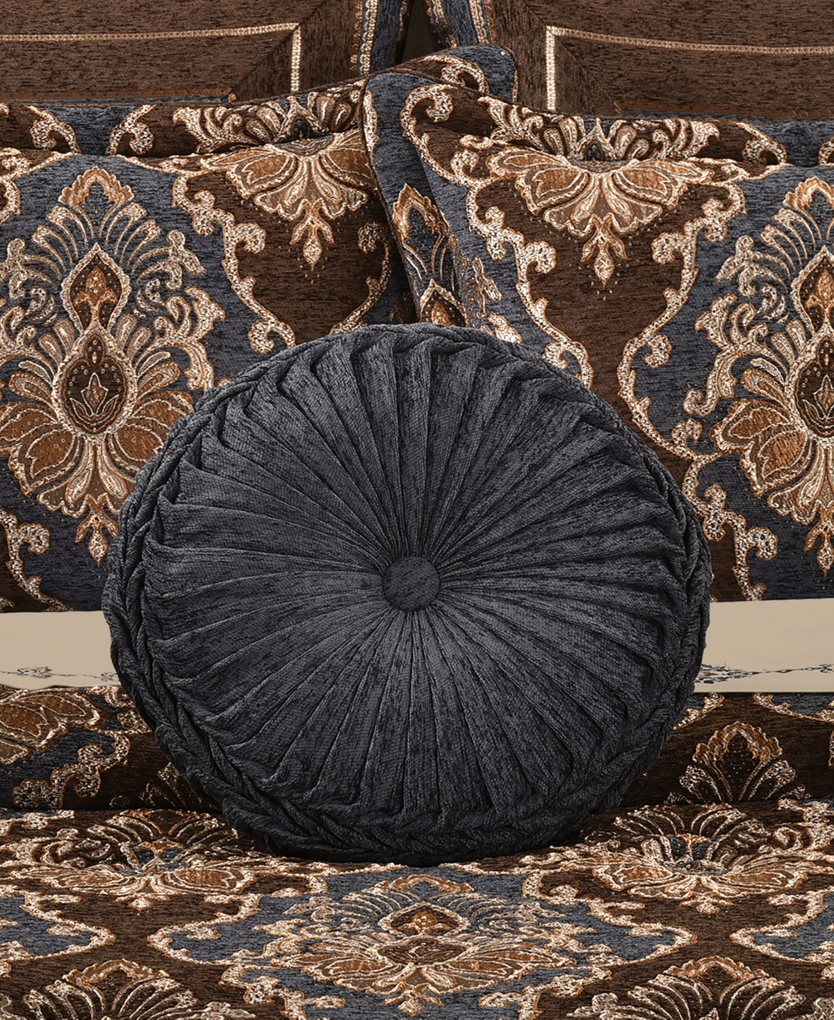 J Queen New York Sofia Tufted Round Decorative Pillow, 15" x 15"