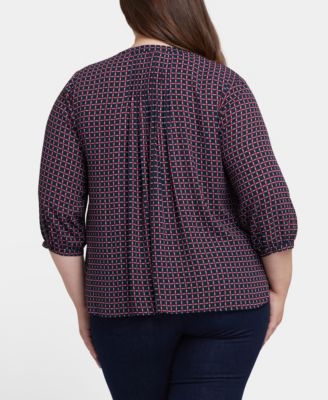 Plus Size Pintuck V-Neck Top